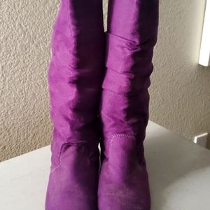 Women's purple boots